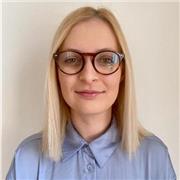 Neolaureata in Sviluppo Economico, svolgo lezioni online di inglese. Referenziata